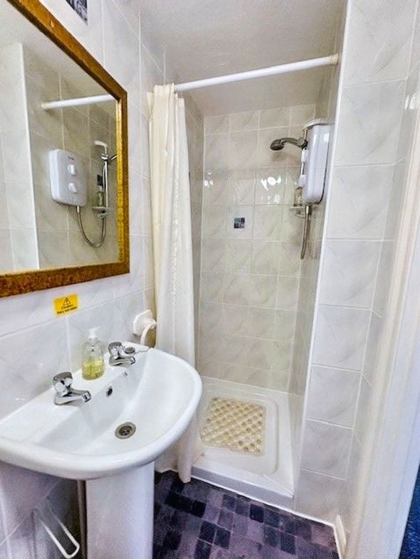 Property image 35 of 49