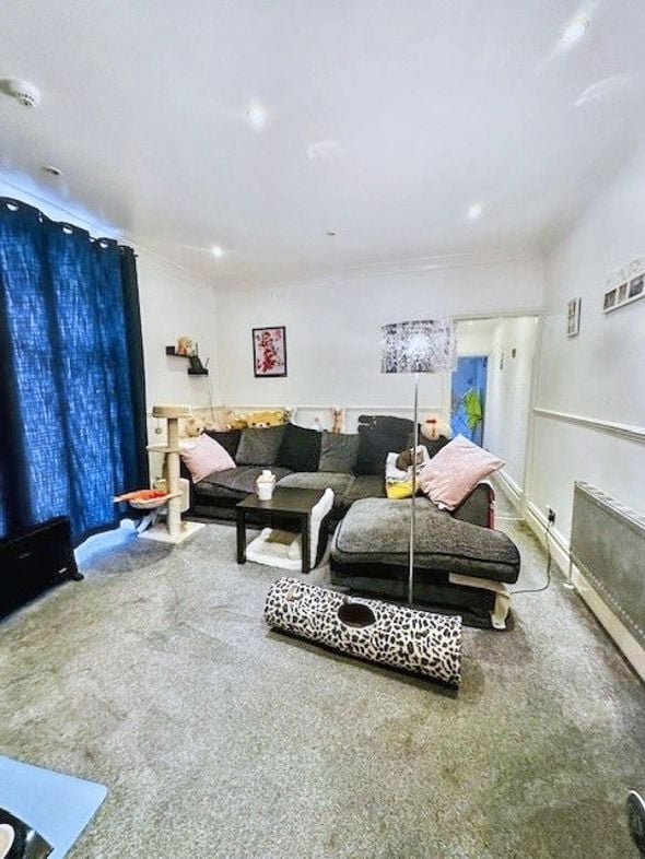 Property image 36 of 49