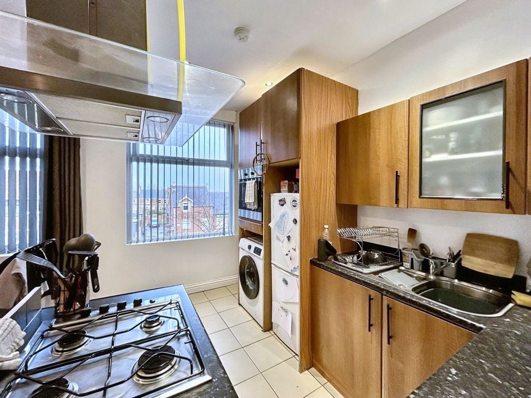 Property image 6 of 20
