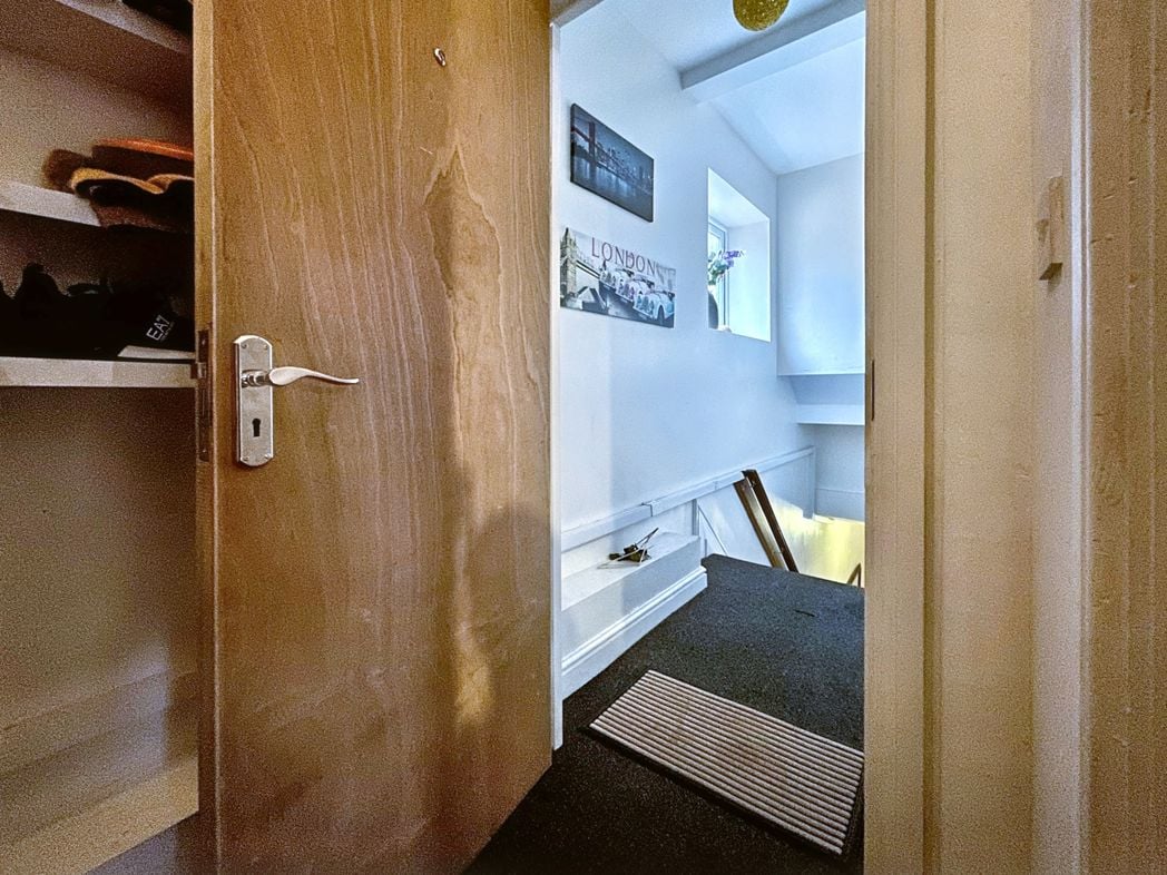 Property image 12 of 20