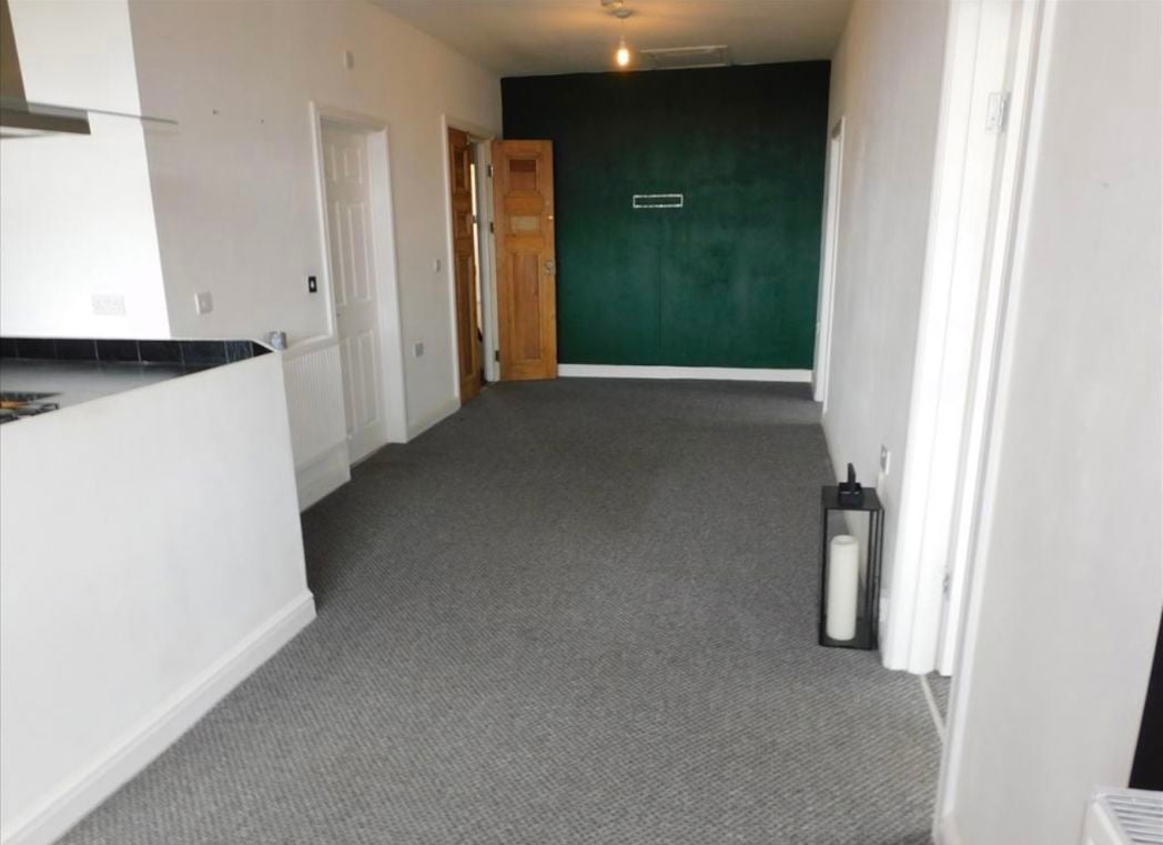 Property image 16 of 20
