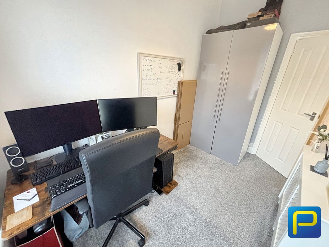 Property image 11 of 14