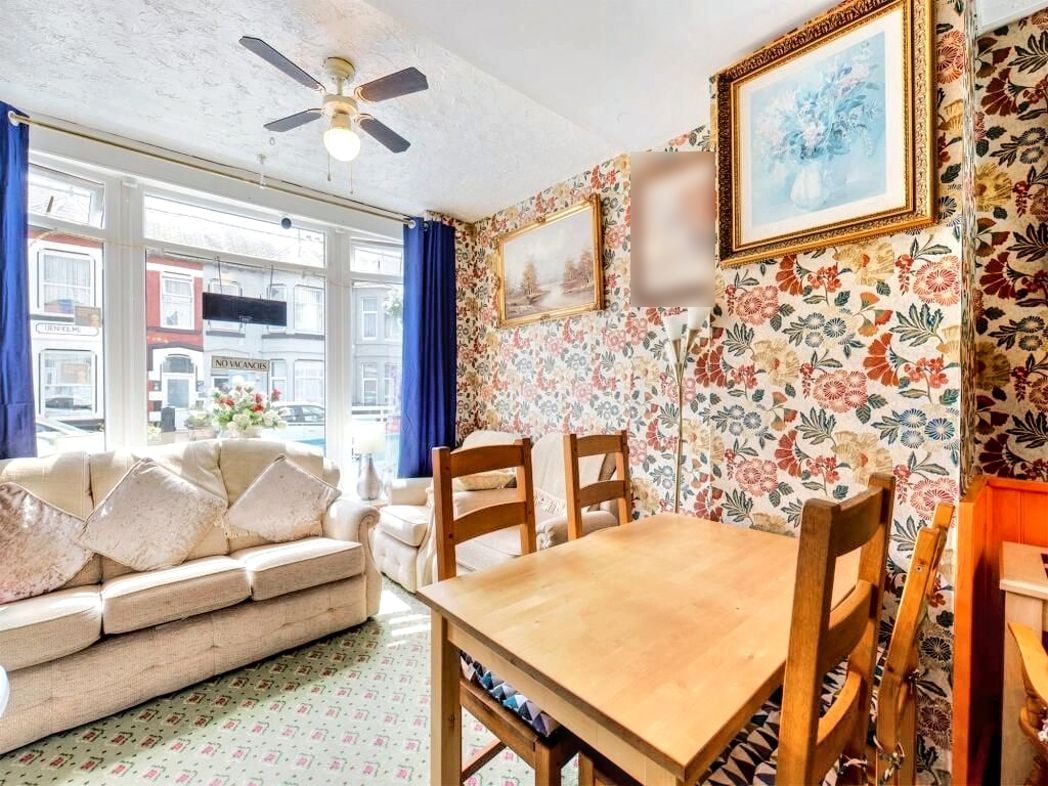 Property image 2 of 19