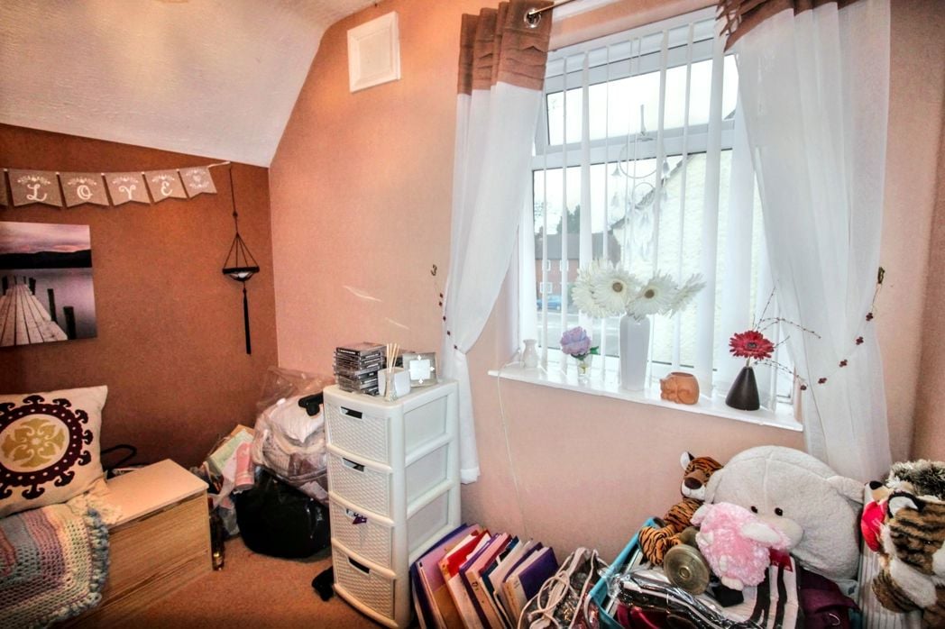 Property image 11 of 14