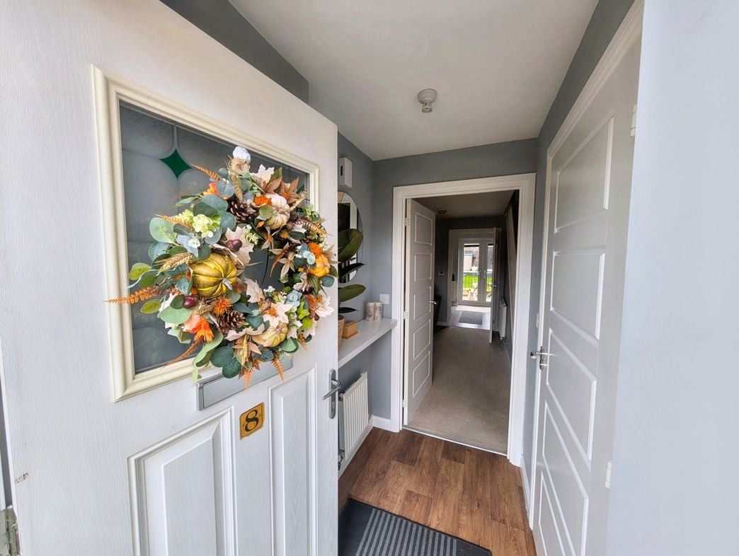 Property image 2 of 18