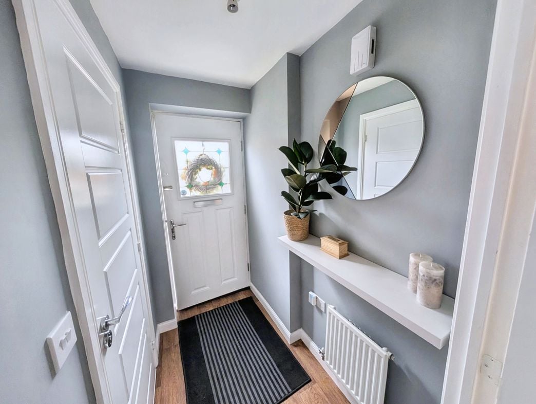 Property image 5 of 18