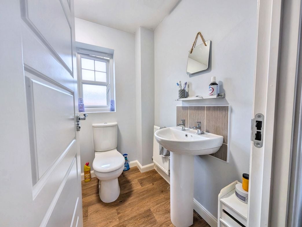Property image 13 of 18