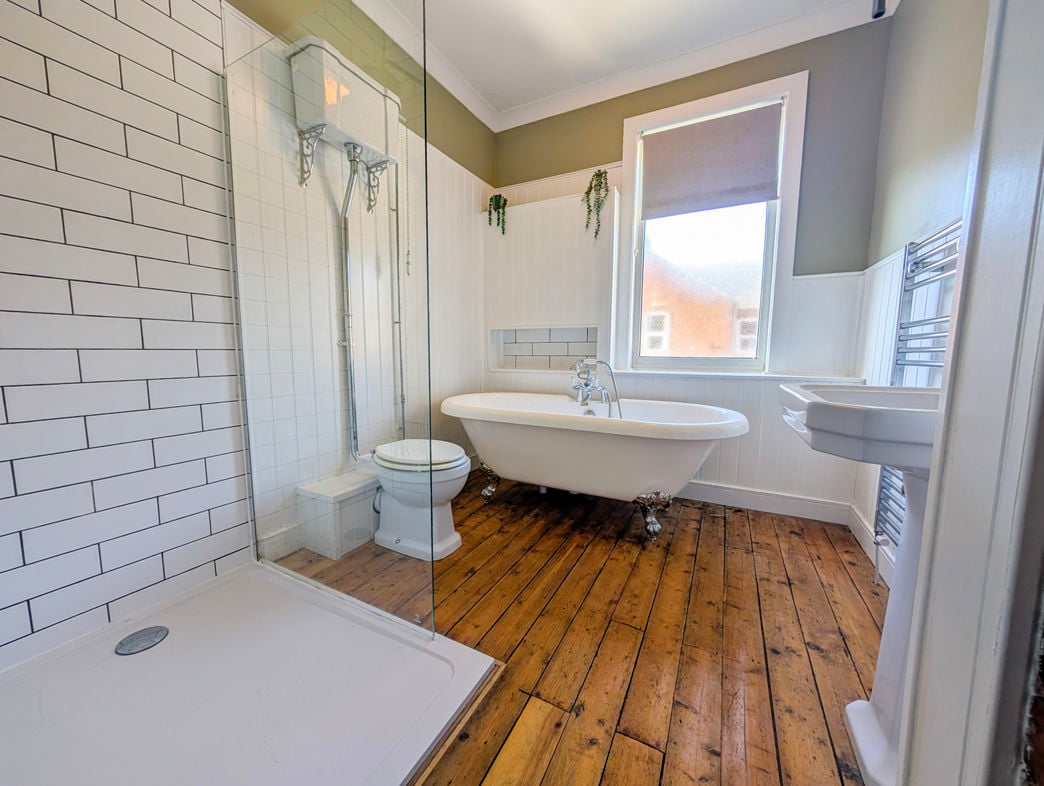 Property image 10 of 13