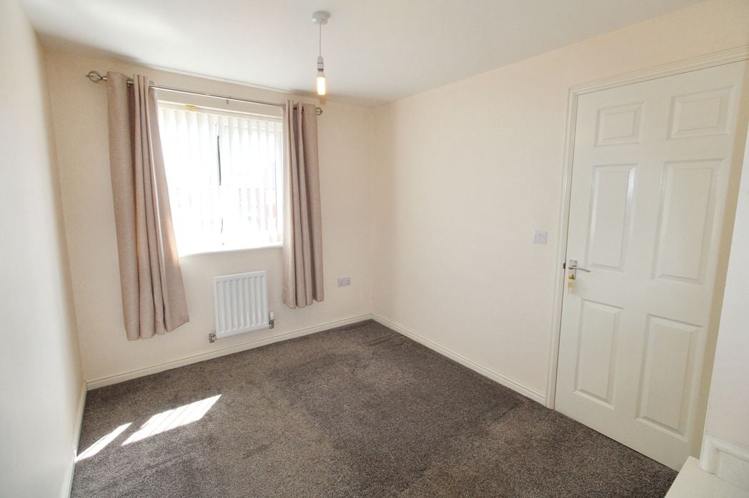 Property image 6 of 8