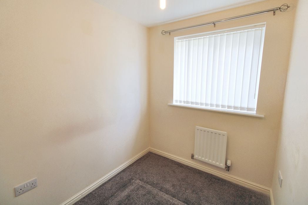 Property image 7 of 8