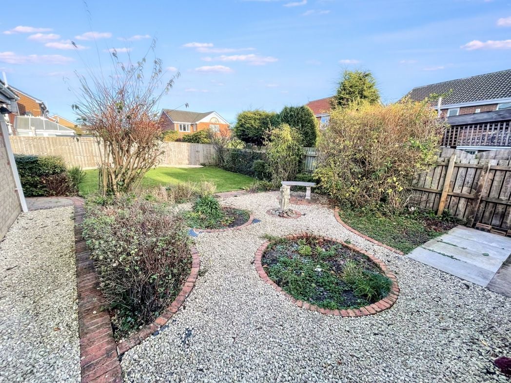 Property image 19 of 21