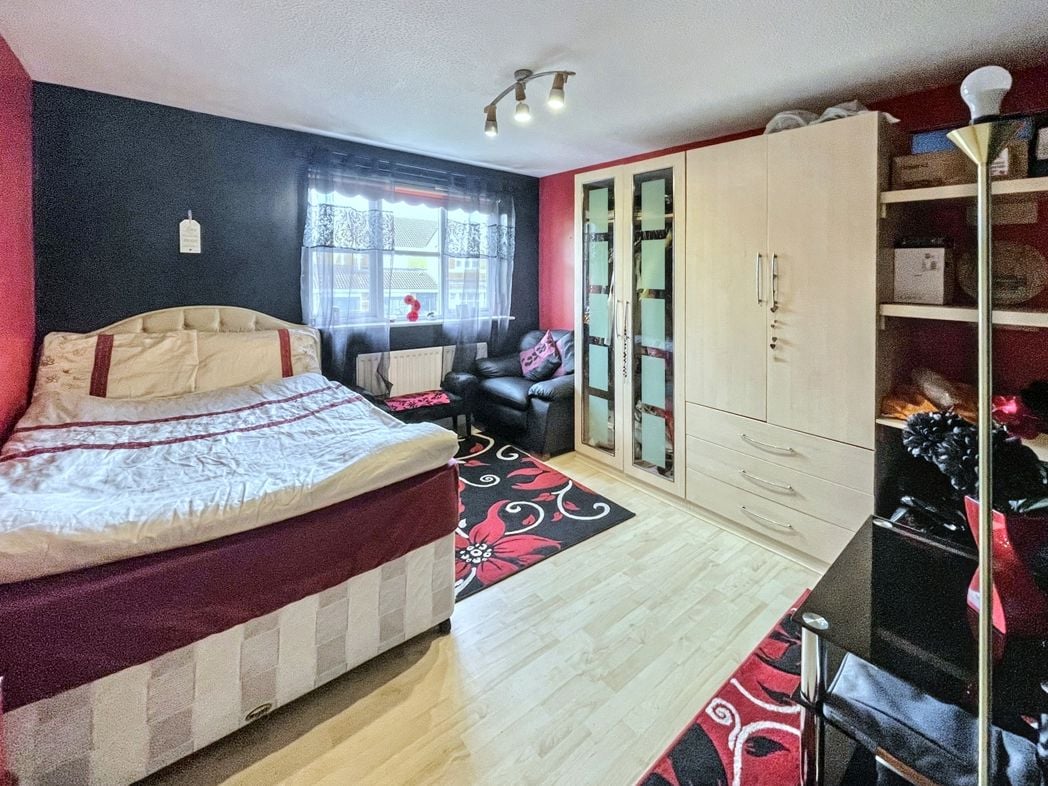 Property image 13 of 21
