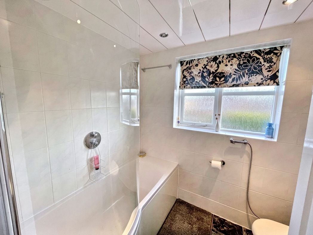 Property image 17 of 21