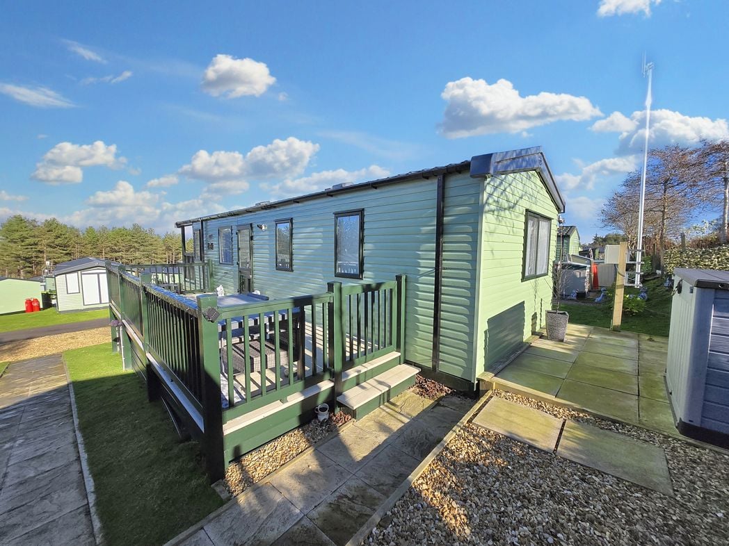 Property image 17 of 21