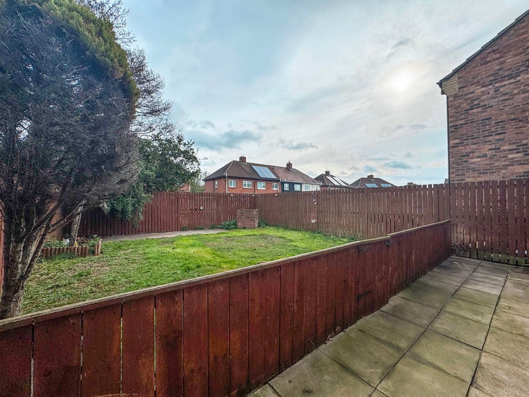 Property image 11 of 12