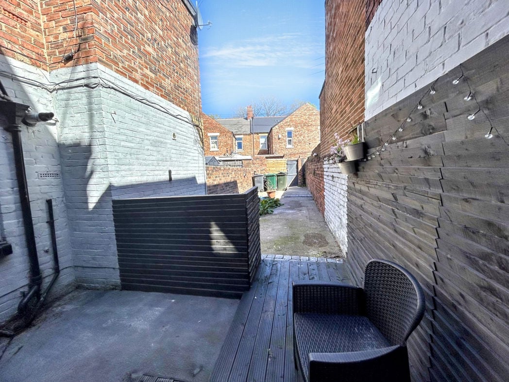 Property image 7 of 8
