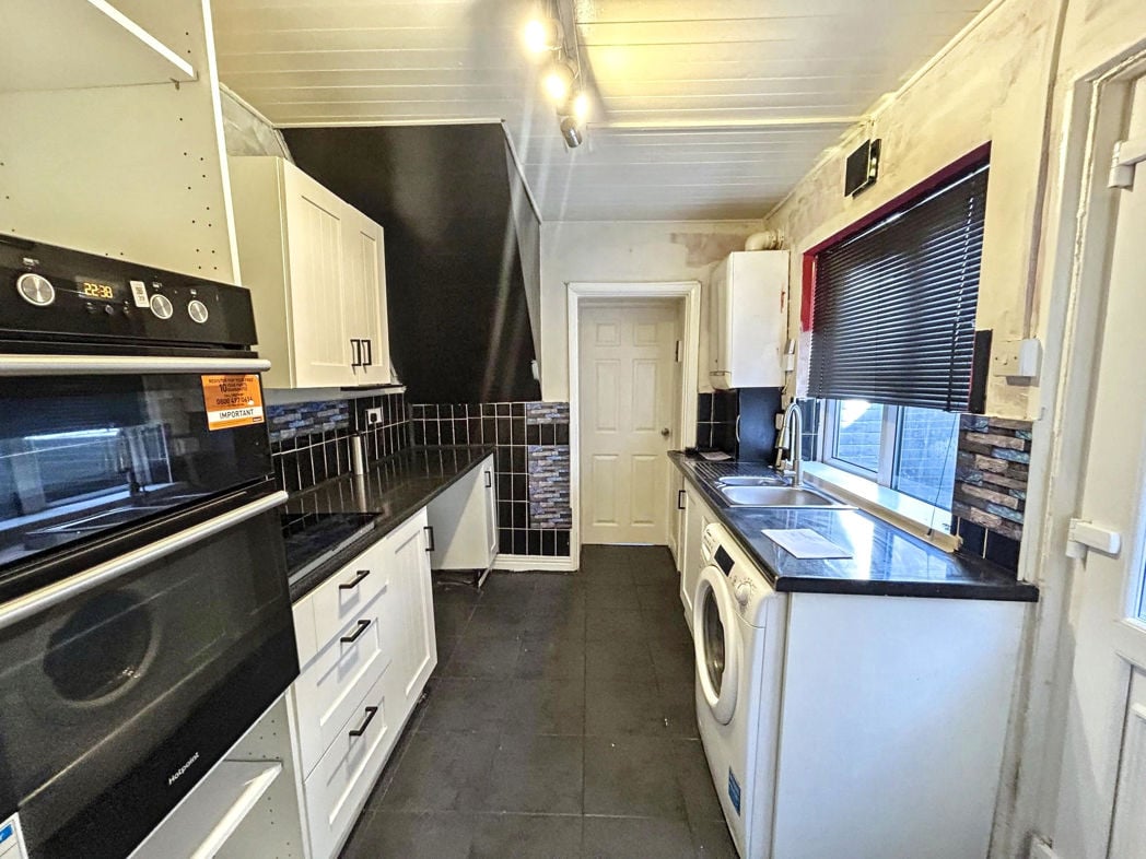 Property image 3 of 8