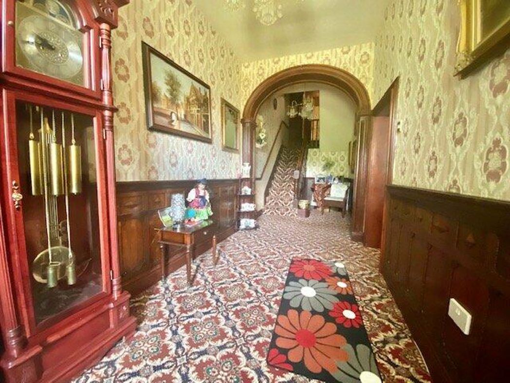 Property image 4 of 23