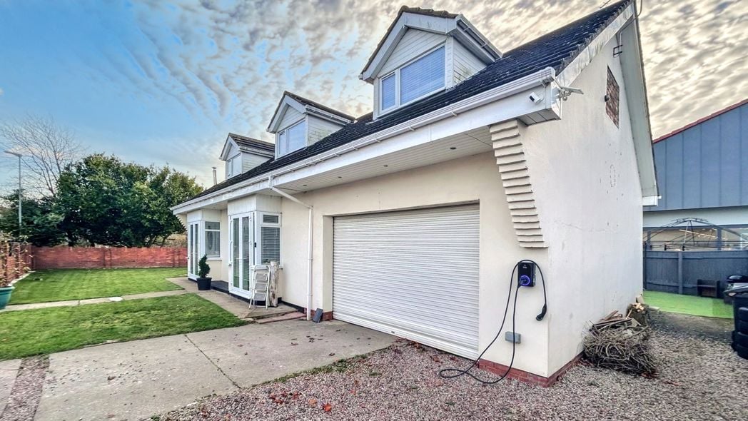 Property image 1 of 34
