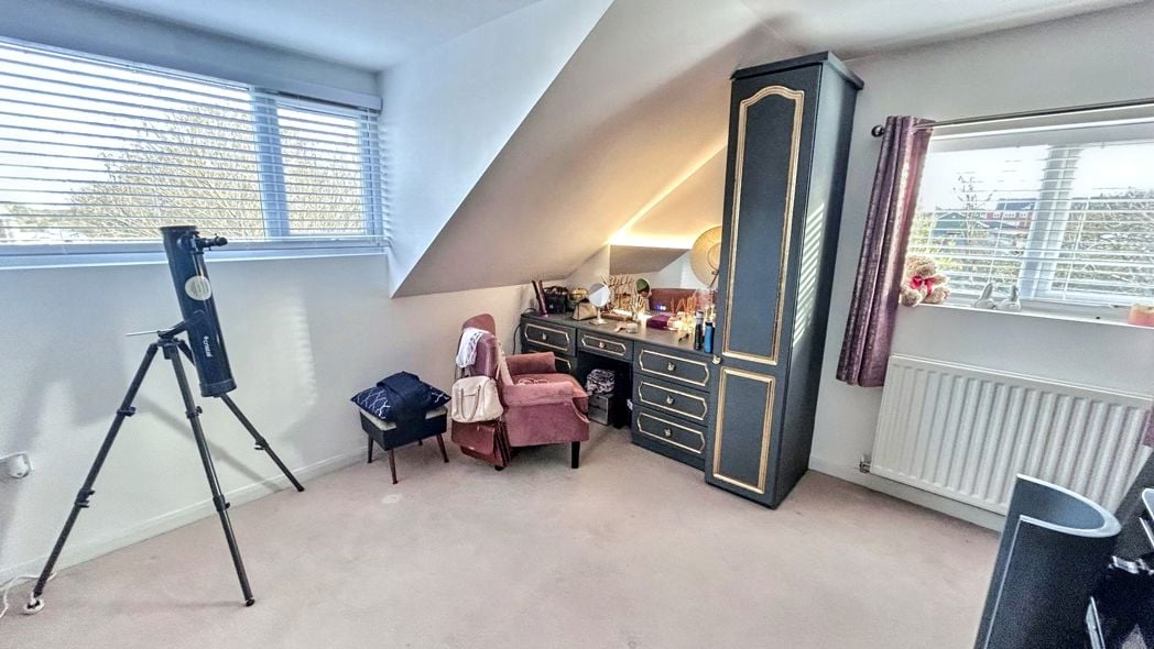 Property image 24 of 34