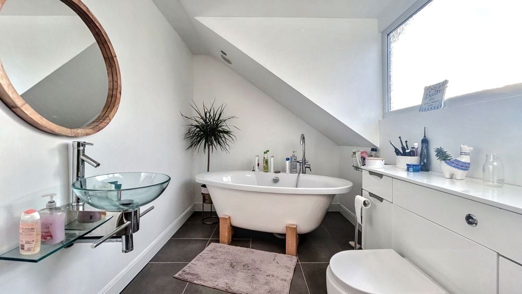 Property image 30 of 34