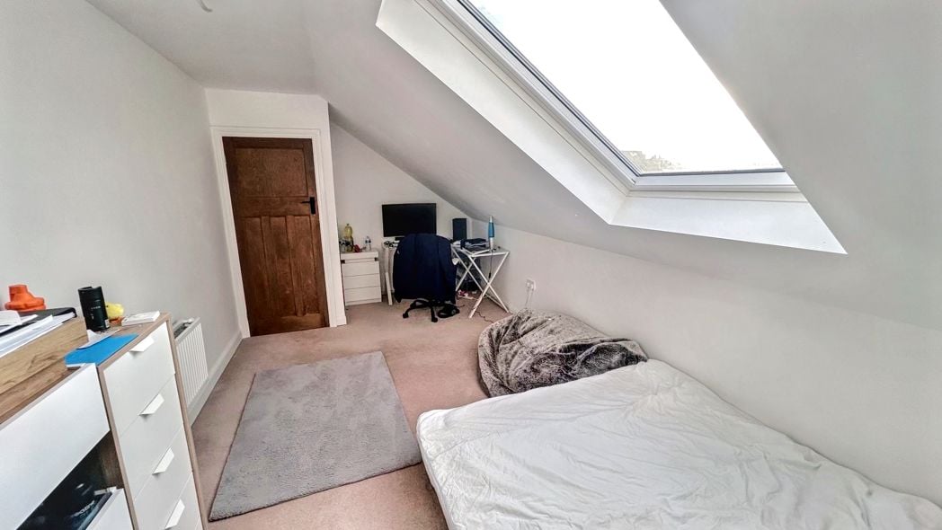 Property image 26 of 34