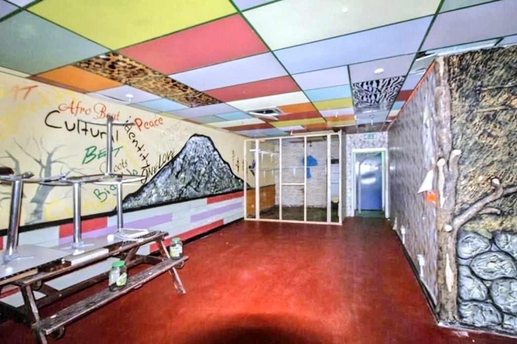 Property image 2 of 4