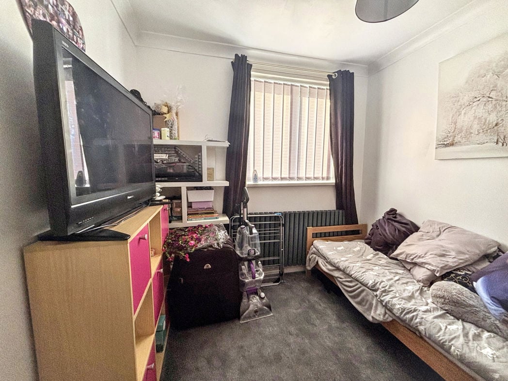 Property image 12 of 15