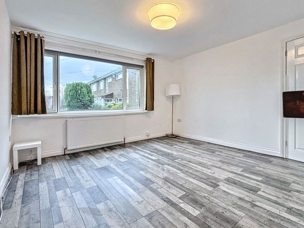 Property image 6 of 18