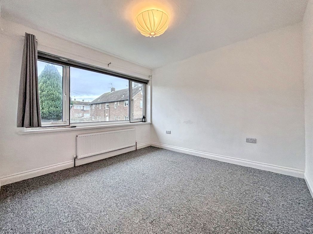 Property image 11 of 18