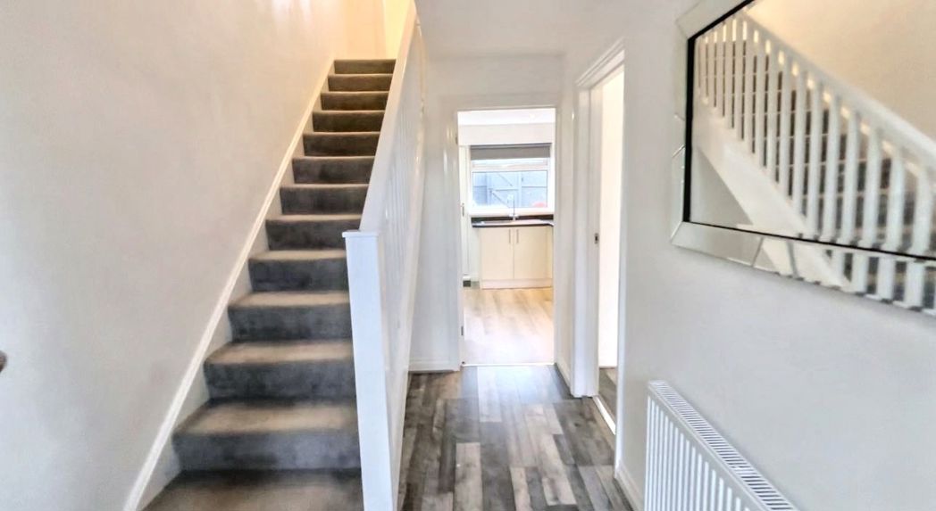 Property image 7 of 18
