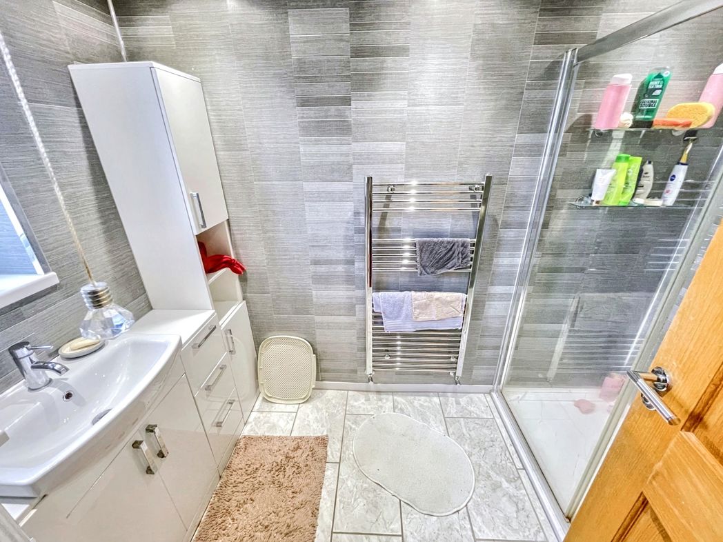 Property image 4 of 7