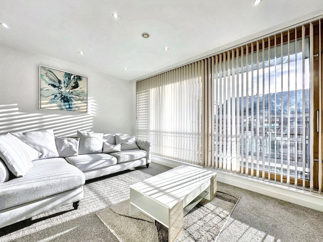 Property image 2 of 11