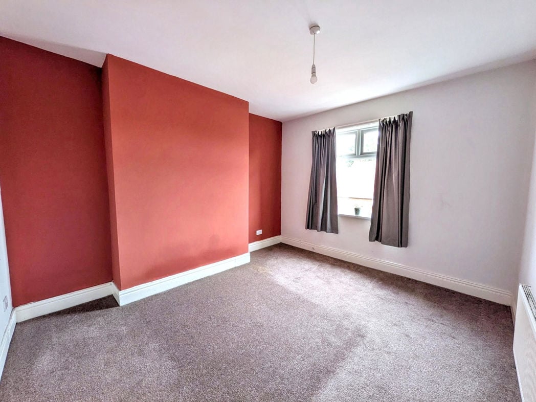 Property image 3 of 8