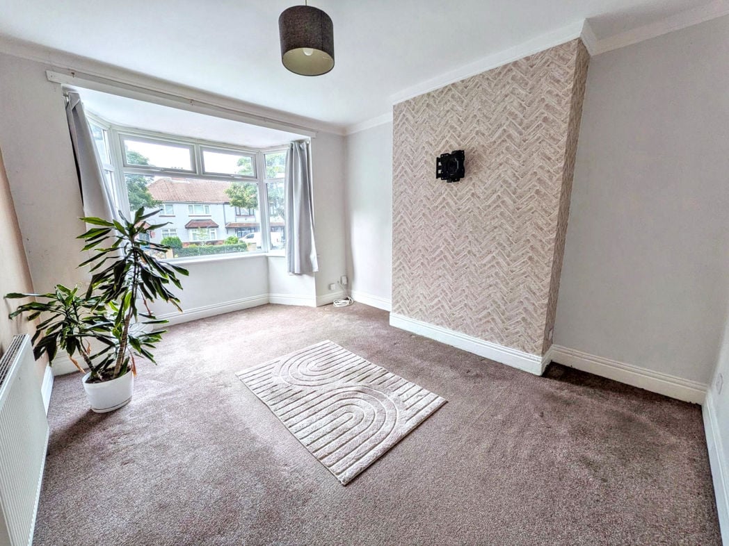 Property image 1 of 8