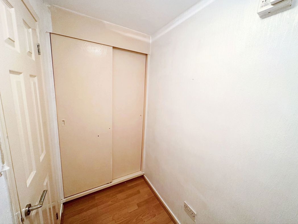 Property image 4 of 6