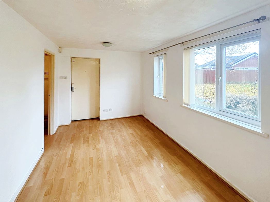 Property image 2 of 6