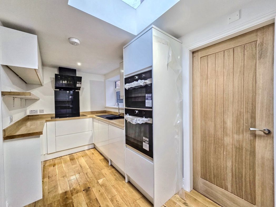 Property image 10 of 39
