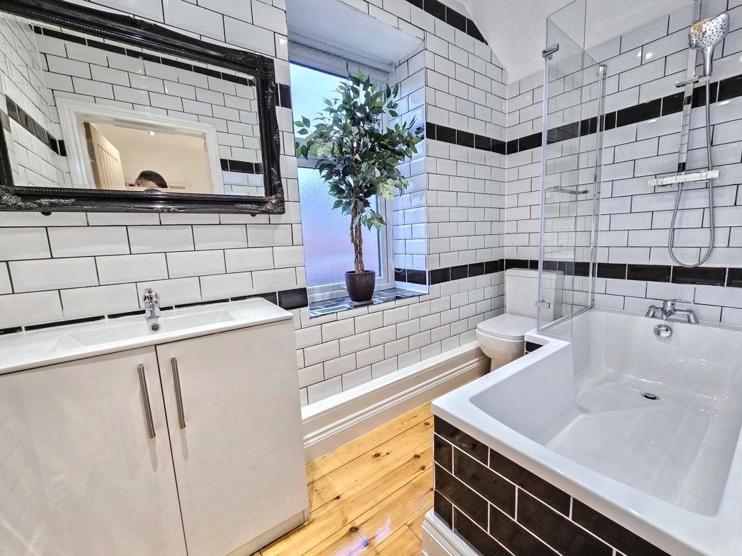 Property image 26 of 39