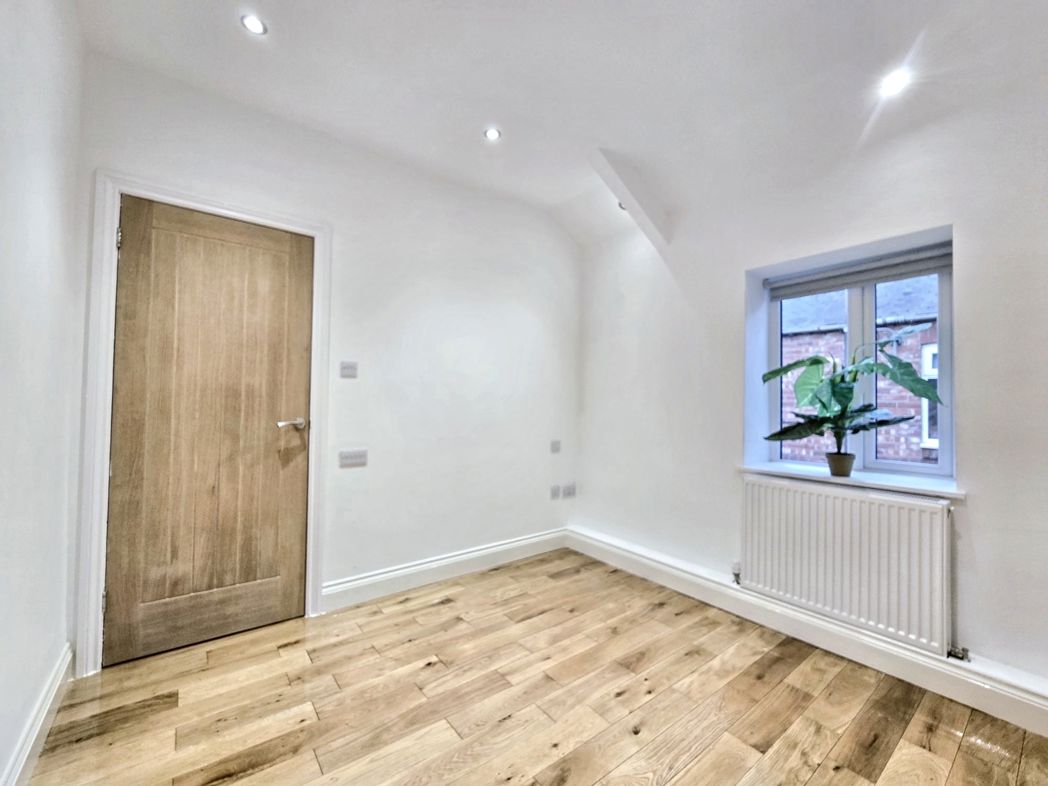 Property image 25 of 39