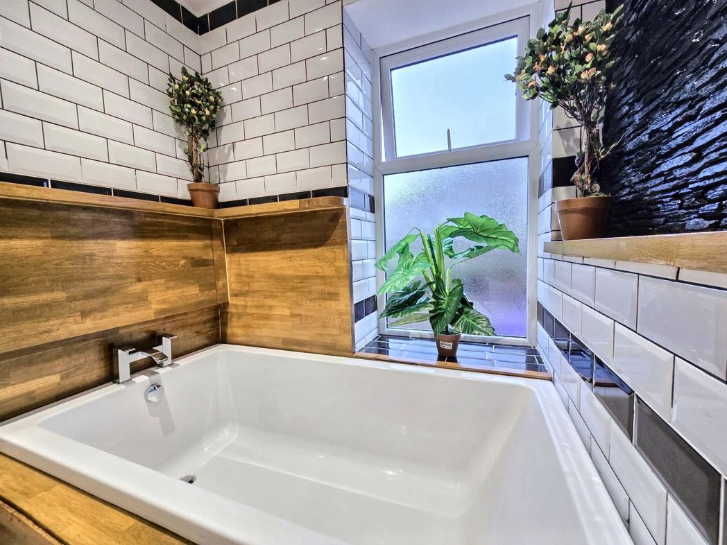 Property image 18 of 39