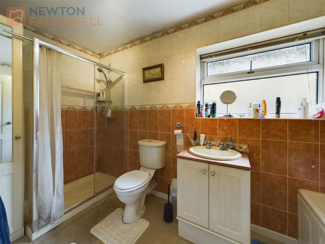 Property image 13 of 19