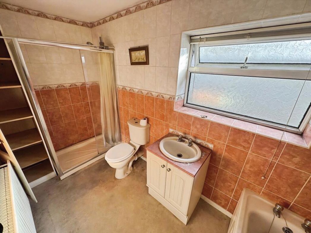 Property image 14 of 19