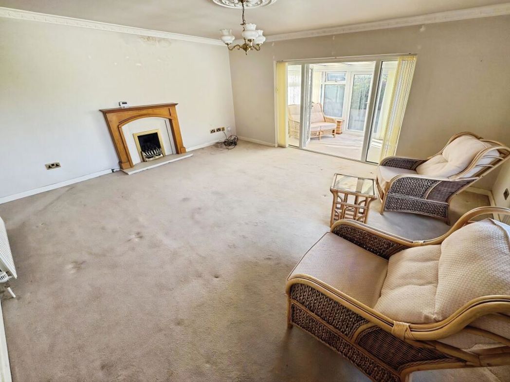 Property image 6 of 19