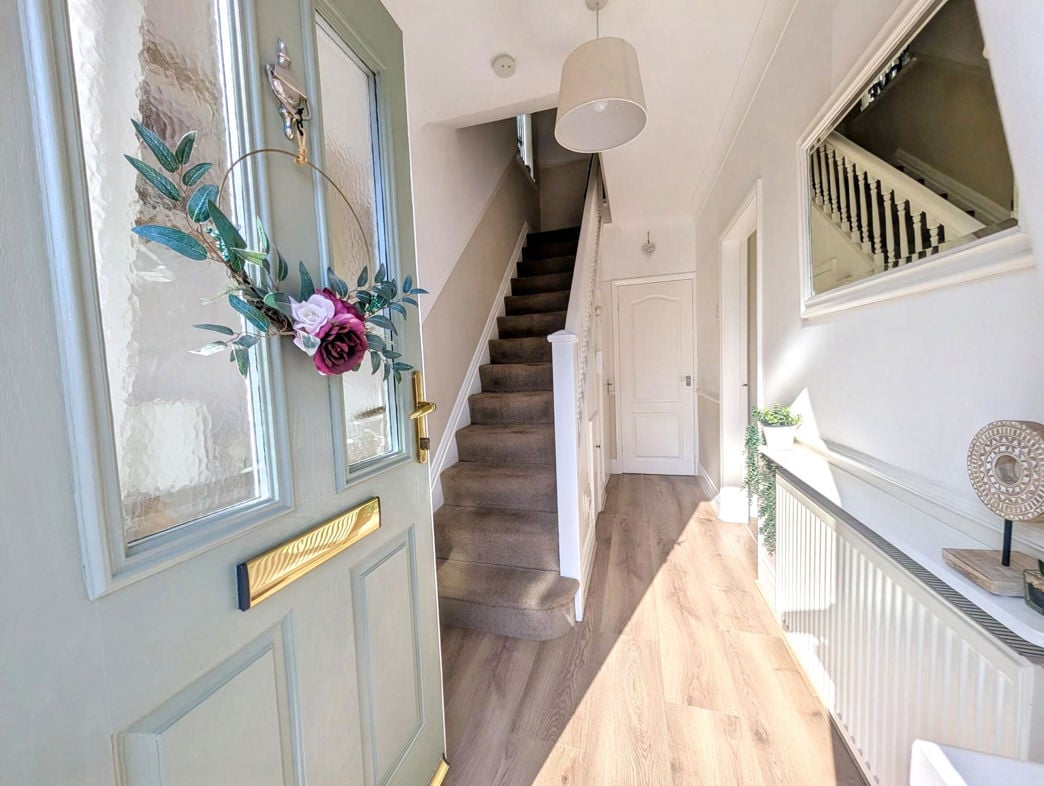 Property image 2 of 21