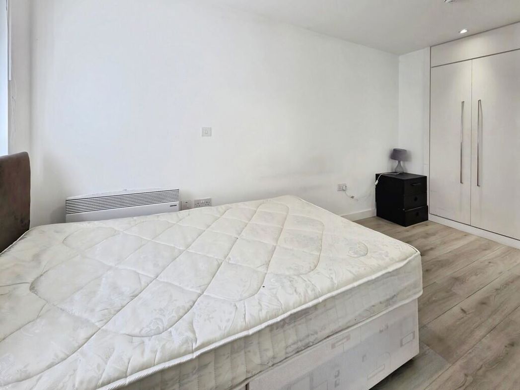 Property image 7 of 8