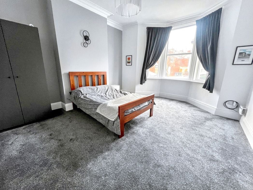 Property image 10 of 11
