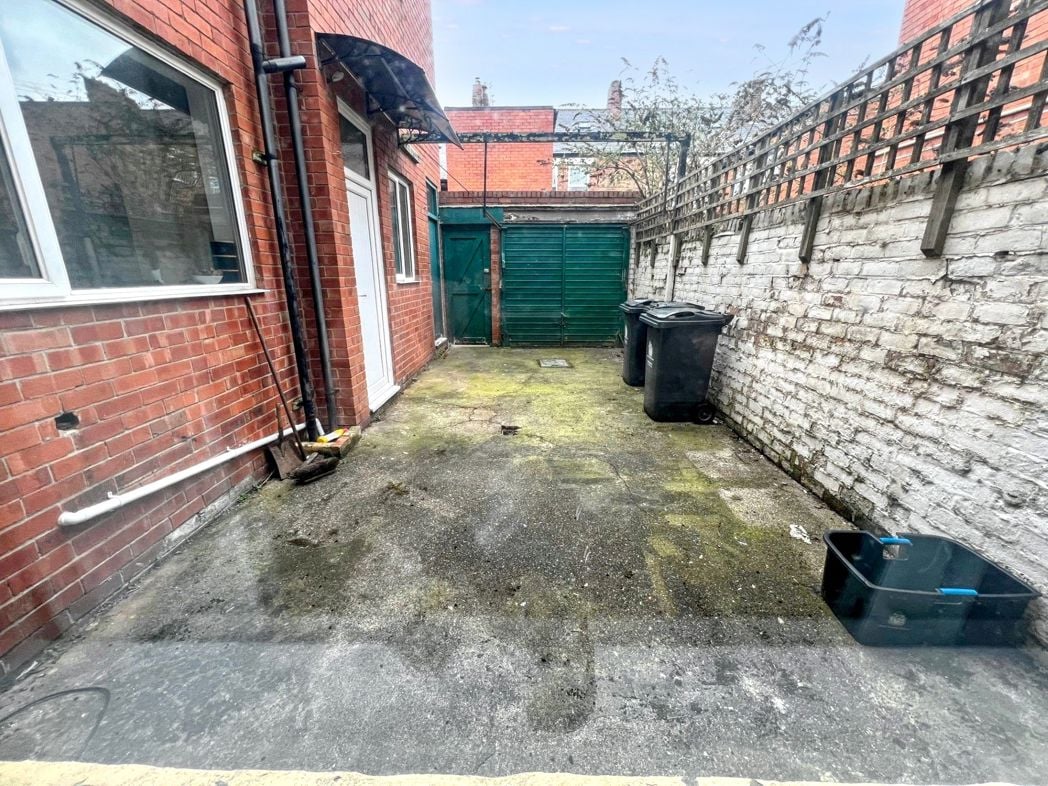Property image 11 of 11