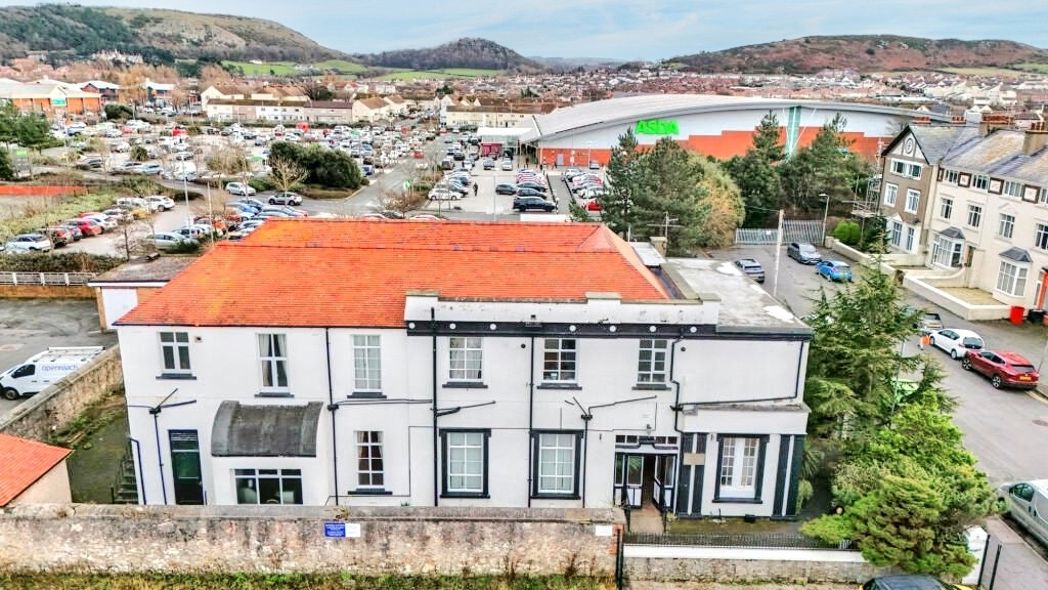 Oxford House,, Llandudno, Conwy, LL30 1DH