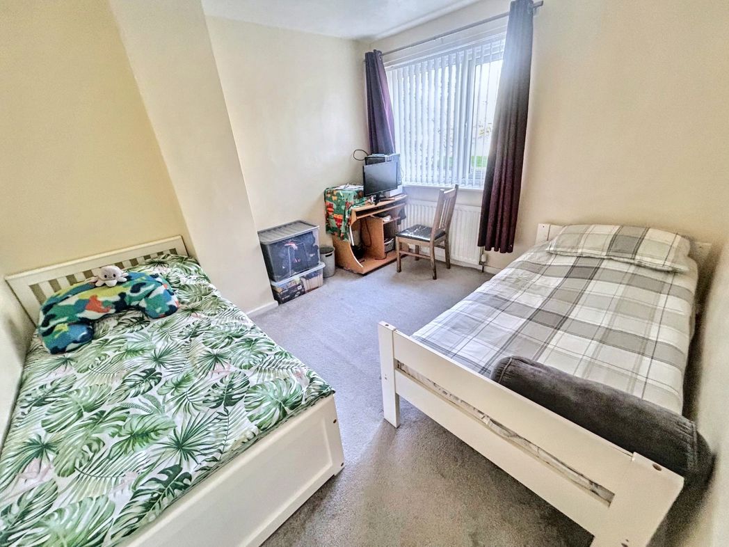 Property image 10 of 13